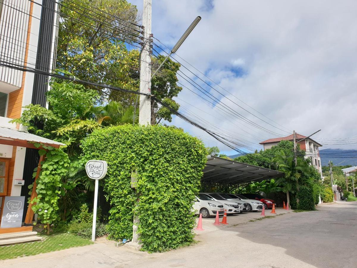 Albergue Breadfruit Chiang Mai Exterior foto